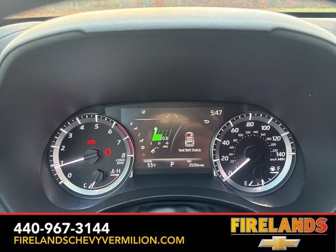 Used 2023 Toyota Highlander L image 16