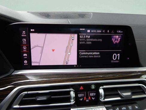 Used 2020 BMW X7 xDrive40i w/ Parking Assistance Package image 29