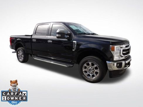 Certified 2021 Ford F250 Lariat w/ Chrome Package image 16