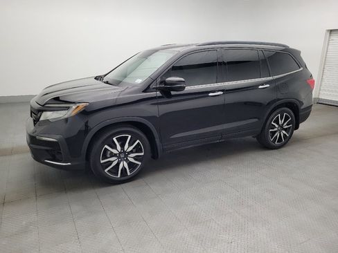 Used 2019 Honda Pilot Touring image 2