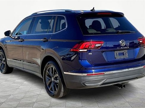 Used 2023 Volkswagen Tiguan SE image 12