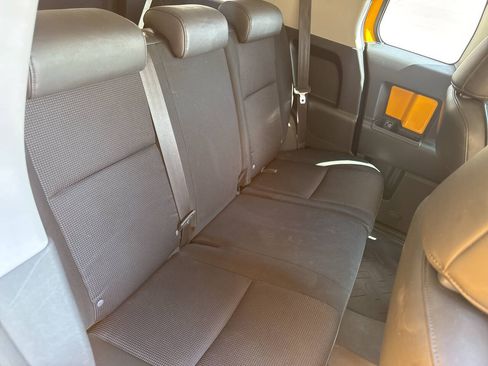 Used 2008 Toyota FJ Cruiser 4WD image 16