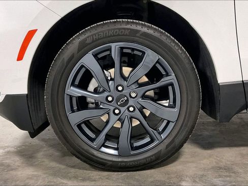 Used 2022 Chevrolet Equinox RS w/ RS Leather Package FWD image 10