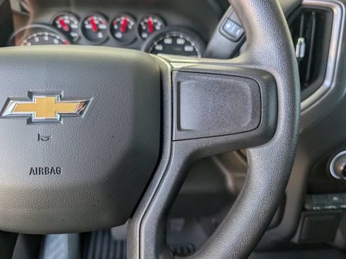 Used 2025 Chevrolet Silverado 1500 Custom RWD image 14