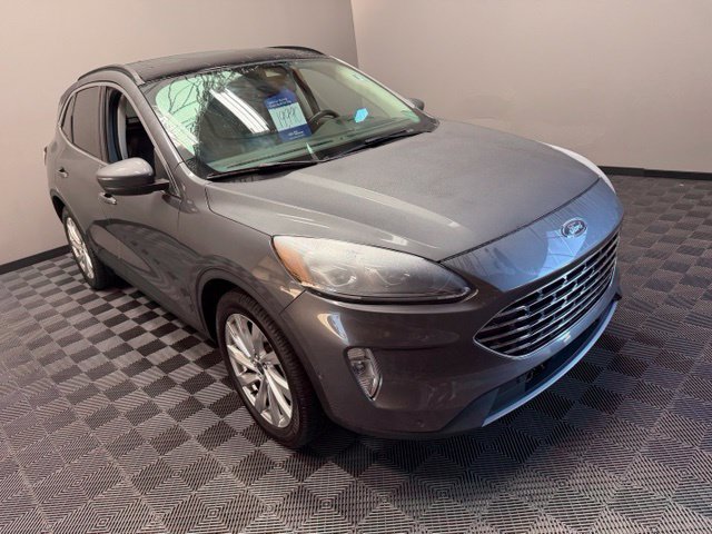 Used 2021 Ford Escape Titanium w/ Titanium Elite Package AWD/4WD image 2