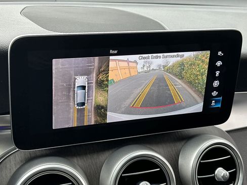 Used 2020 Mercedes-Benz GLC 300 4MATIC Coupe image 19