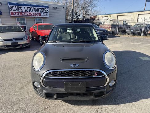 Used 2014 MINI Cooper S image 2