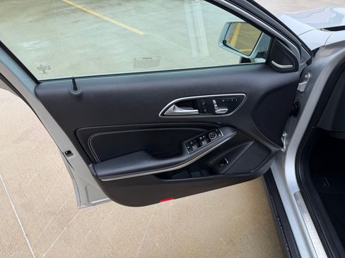 Used 2020 Mercedes-Benz GLA 250 4MATIC image 8