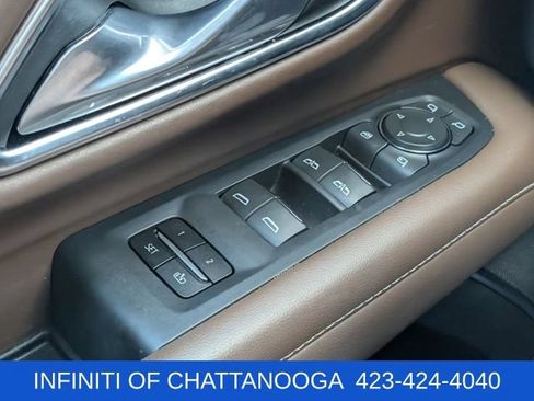Used 2024 Chevrolet Suburban High Country w/ Advanced Technology Package AWD/4WD image 30