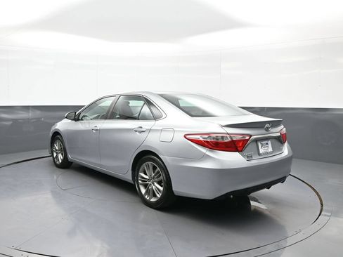 Certified 2017 Toyota Camry SE FWD image 8
