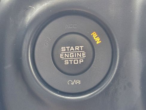 Used 2023 Jeep Wrangler Unlimited Sport AWD/4WD image 28