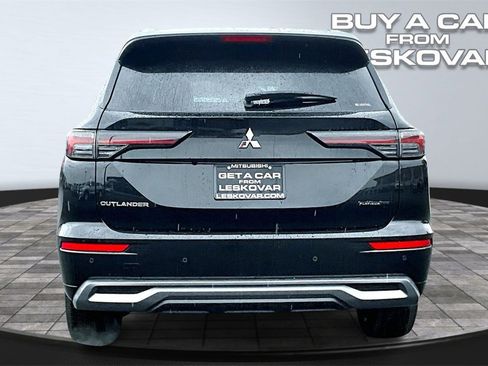 New 2025 Mitsubishi Outlander AWD image 4