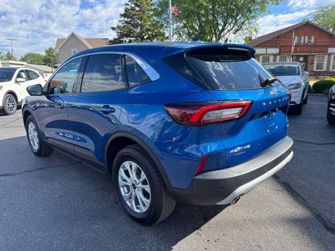 Used 2023 Ford Escape Active w/ Tech Pack #2 AWD/4WD image 12