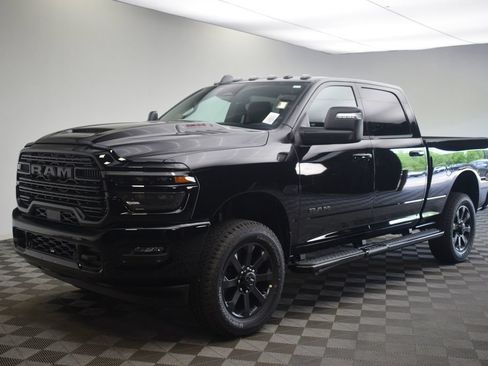 New 2026 RAM 2500 Laramie w/ Night Edition AWD/4WD image 14