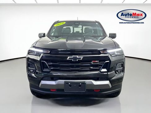 Used 2024 Chevrolet Colorado Z71 w/ Z71 Convenience Package 2 image 2