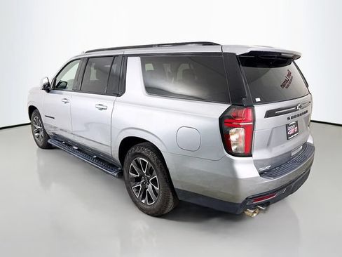Used 2024 Chevrolet Suburban Z71 w/ Off-Road Capability Package AWD/4WD image 5