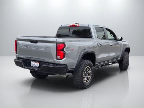 Used 2024 Chevrolet Colorado ZR2 AWD/4WD image 4