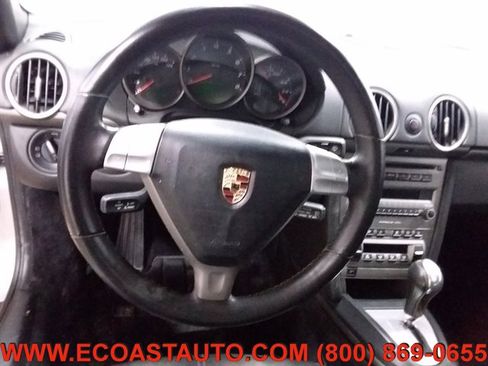 Used 2005 Porsche Boxster image 11