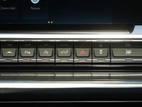 New 2026 Chevrolet Silverado 1500 High Country w/ High Country Premium Package AWD/4WD image 32