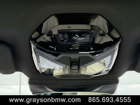 Used 2025 BMW X3 xDrive30i w/ Premium Package image 24