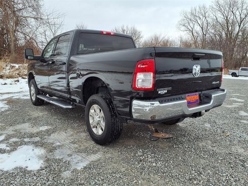 Used 2024 RAM 2500 Big Horn w/ Bed Utility Group image 33