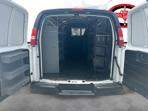 Used 2023 Chevrolet Express 3500 Extended w/ Driver Convenience Package RWD image 23
