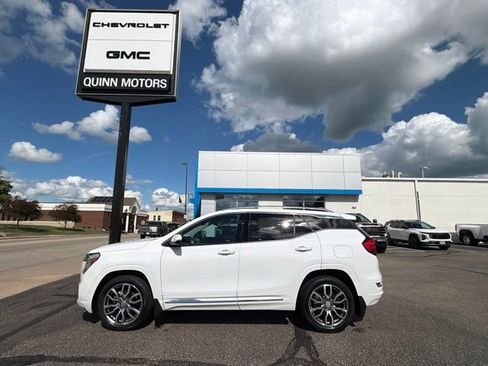 Used 2023 GMC Terrain Denali w/ LPO, Floor Liner Package AWD/4WD image 2