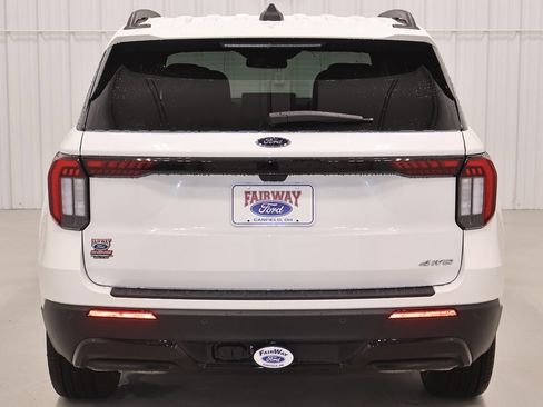 New 2026 Ford Explorer ST-Line w/ ST-Line Street Pack image 7