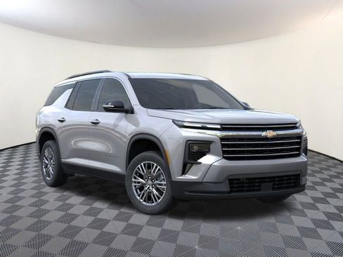 New 2026 Chevrolet Traverse LT FWD image 1