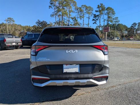 Used 2024 Kia Sportage EX image 7