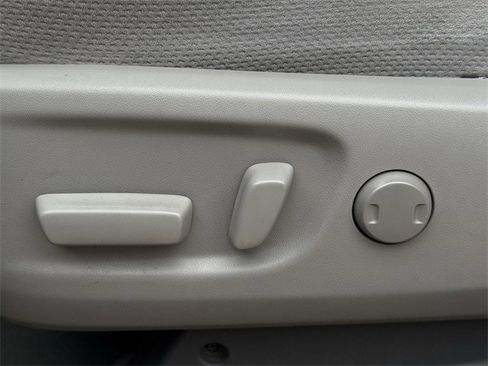 Used 2019 Toyota Sienna LE image 24