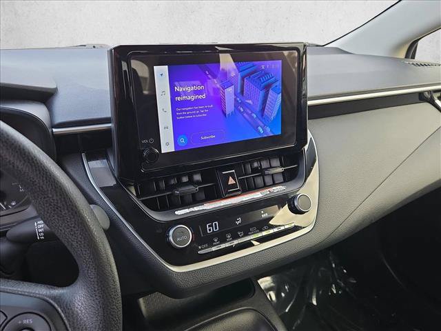 Used 2025 Toyota Corolla LE FWD image 15