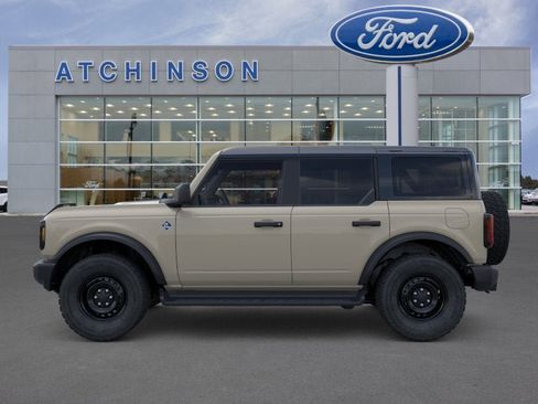 New 2026 Ford Bronco Outer Banks image 3