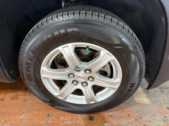 Used 2019 GMC Acadia SLE AWD/4WD image 10