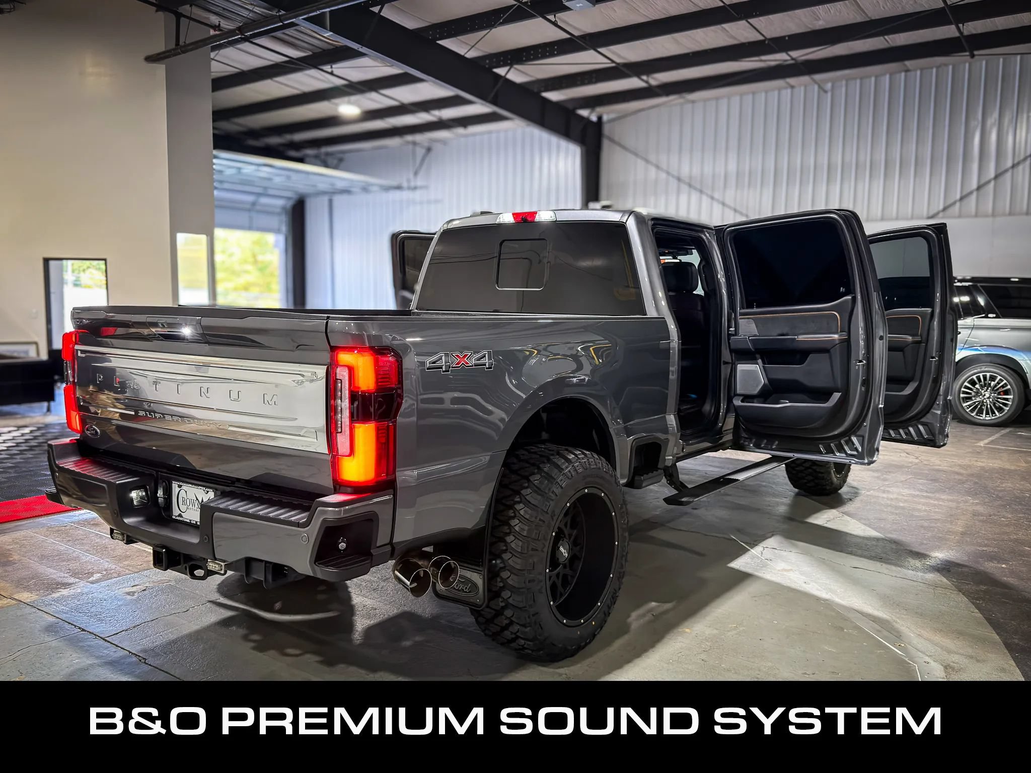 Used 2024 Ford F350 Platinum AWD/4WD image 33