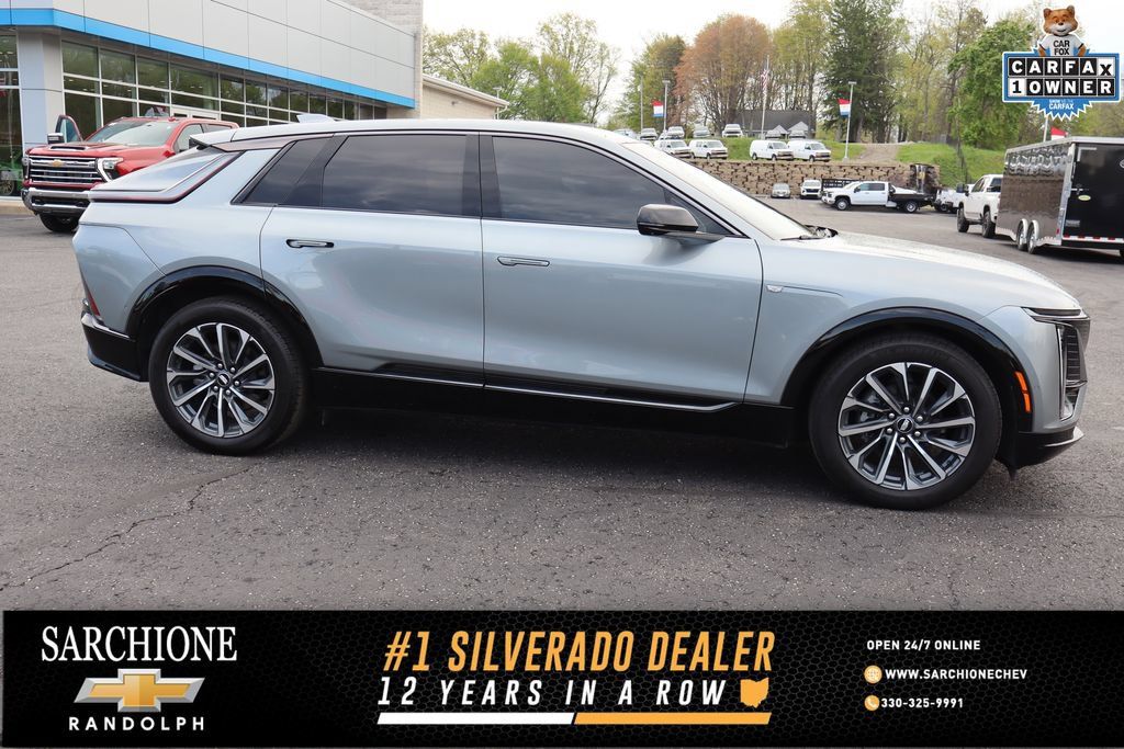 Used 2024 Cadillac Lyriq Sport RWD image 1