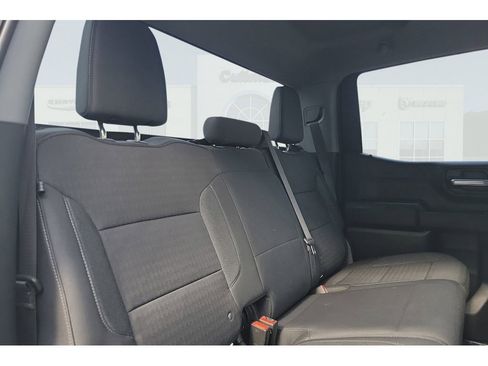 Used 2023 Chevrolet Silverado 1500 Custom AWD/4WD image 17