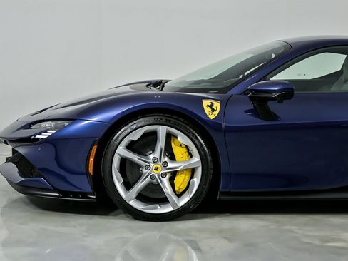 Used 2023 Ferrari SF90 Stradale image 7