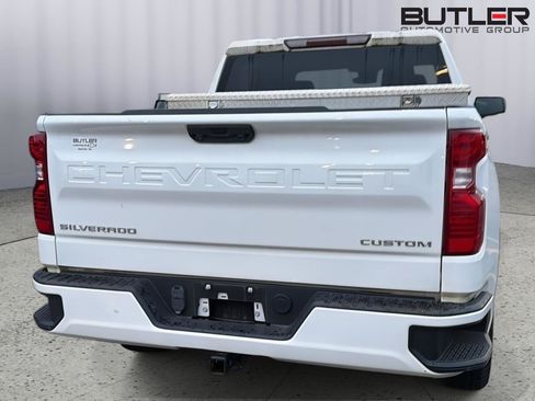 Used 2022 Chevrolet Silverado 1500 Custom RWD image 8