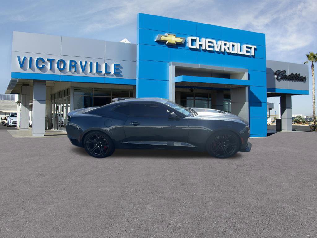 Used 2019 Chevrolet Camaro SS RWD image 4