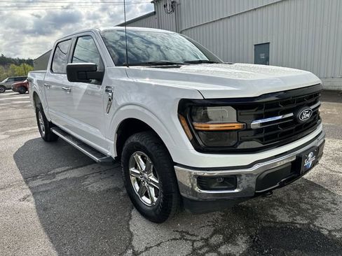 Used 2025 Ford F150 XLT w/ Equipment Group 301A Standard AWD/4WD image 11