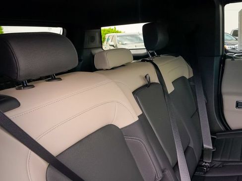 Used 2026 GMC Hummer EV SUV AWD/4WD image 17