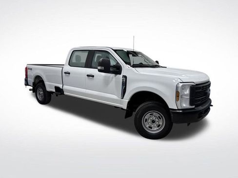 Used 2024 Ford F250 XL w/ XL Chrome Package image 39