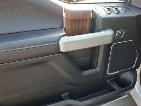 Used 2017 Ford F150 Lariat AWD/4WD image 12