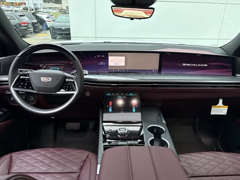 New 2026 Cadillac Escalade Luxury w/ Touring Package image 23