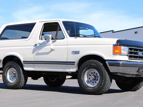Used 1990 Ford Bronco AWD/4WD image 34