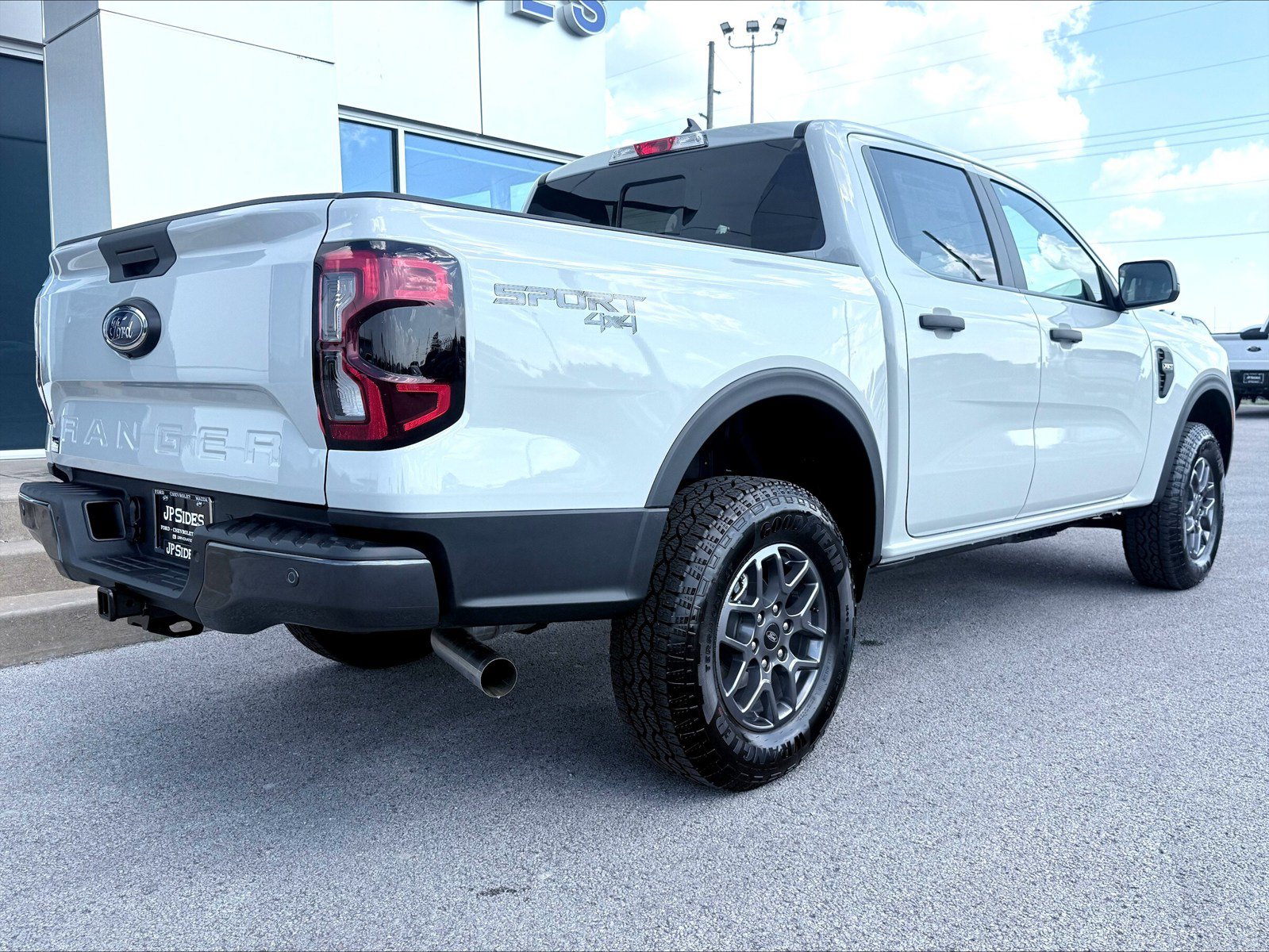 New 2026 Ford Ranger XLT w/ Equipment Group 301A High AWD/4WD image 8