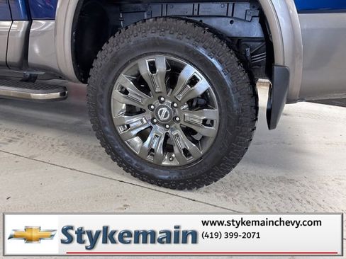 Used 2017 Nissan Titan Platinum Reserve image 9