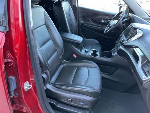 Used 2022 GMC Terrain SLT w/ Elevation Edition image 20