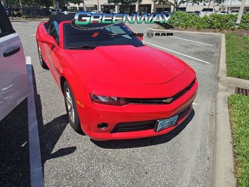 Used 2015 Chevrolet Camaro LT RWD image 3
